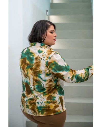 Chemise encolure V